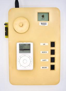 Panic shares first look at extremely rare first-generation iPod prototype1