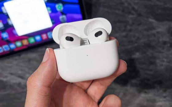 Comment: AirPods 3 bring much-needed features to people who don't like in-ear headphones