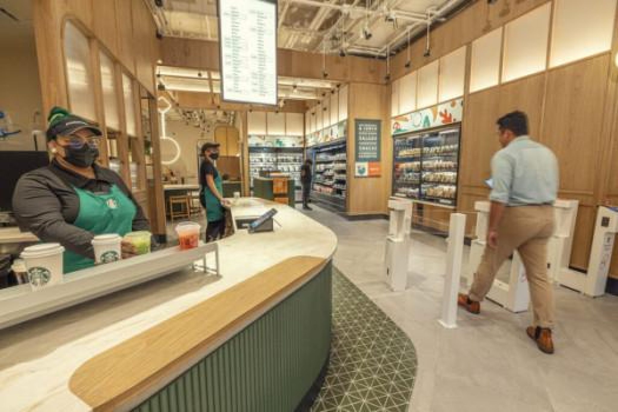 starbucks-opens-pickup-store-with-amazon-go-technology-in-manhattan