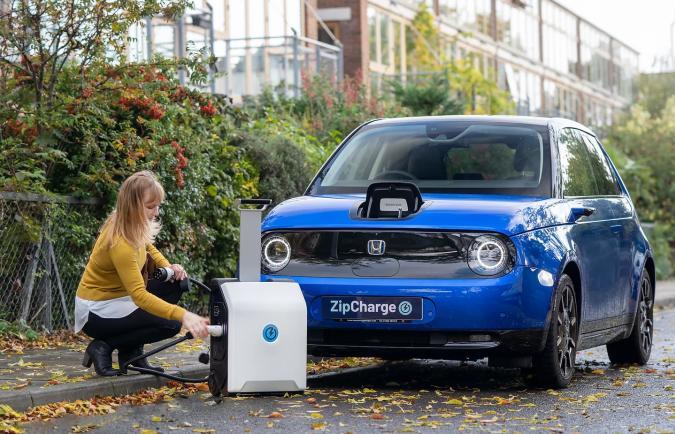 ZipCharge Go is a suitcase-size powerbank for EVs