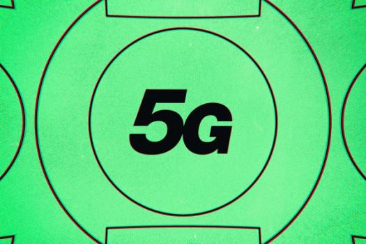 Former FCC officials are worried about air safety fears delaying 5G rollout