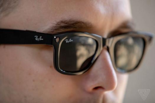 Ray-Ban Stories get software update adding Facebook Messenger support