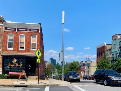 AT&T begins testing and deployment of discreet 5G radios on city street lamp posts1