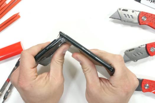 OnePlus 10 Pro snaps in half in durability test