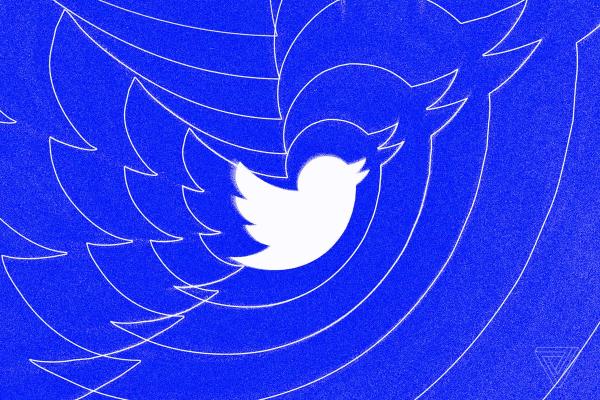 Twitter is bringing pinned DMs to everyone