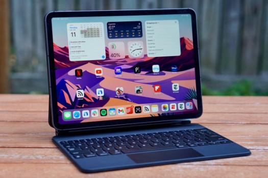 Apple might delay iPadOS 16 launch