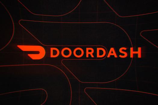 Now DoorDash could start delivering your Facebook Marketplace purchases, too